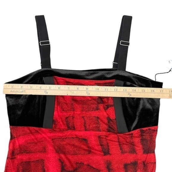 NEW Simply Vera Wang Black Velvet Sleeveless Top Red Brushed Adjustable Strap - Picture 4 of 6